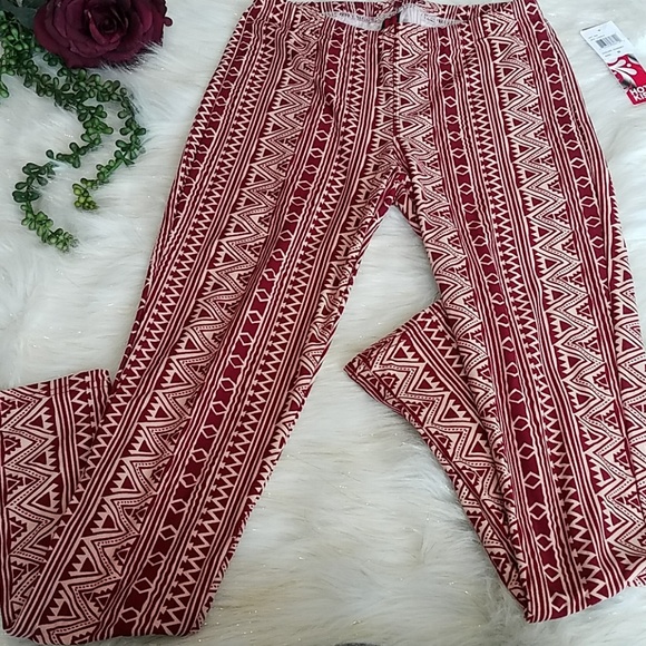 Hot Kiss Pants - ♾Hot Kiss Leggings